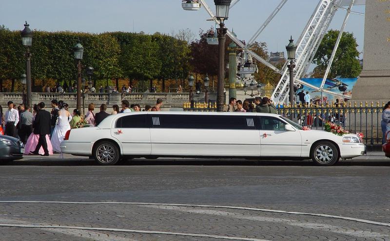 Wedding Limo in Appleton